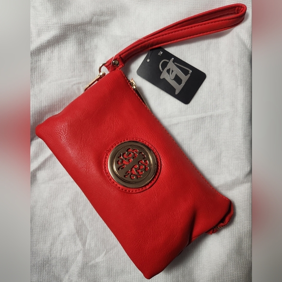 H, RED PURSE, DECOR ON FRONT, CROSSBODY/SHOULDER OR WRISTLET STYLE BAG - Picture 2 of 12